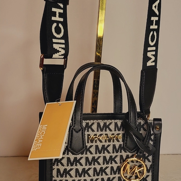 Michael Kors Mini Bag Monogram Crossbody New with Tag - Picture 2 of 14